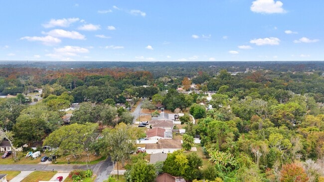 Foto del edificio - Beautiful 3bdrm/2bath home with attached garage and large yard $1,595.00 ** Ready Now** MOVE IN B...