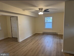 Building Photo - 125 Hampshire Rd