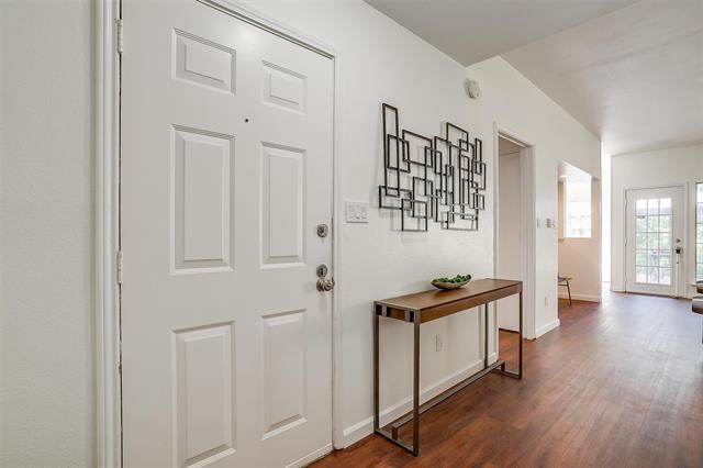 Building Photo - 8438 Brittania Way