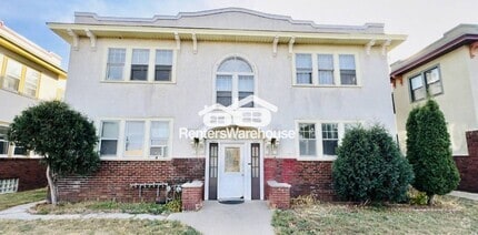 Building Photo - 3925 Chicago Ave
