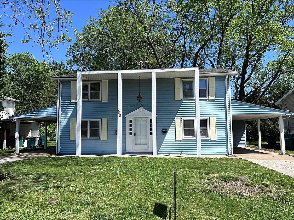Foto principal - 208 Howard Dr