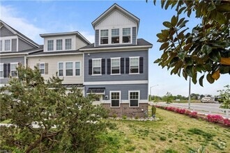 Building Photo - 454 Asuza St