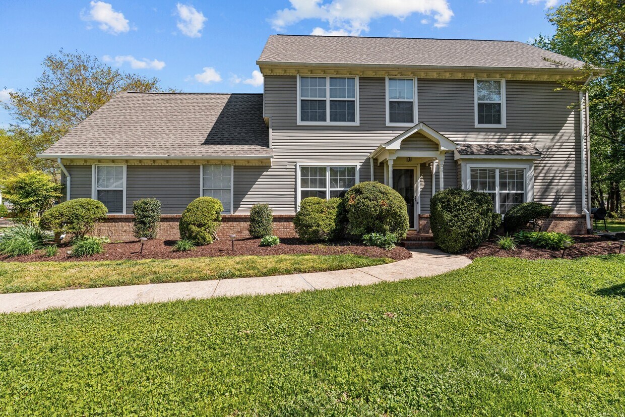 Foto principal - 860 Shoal Creek Trail