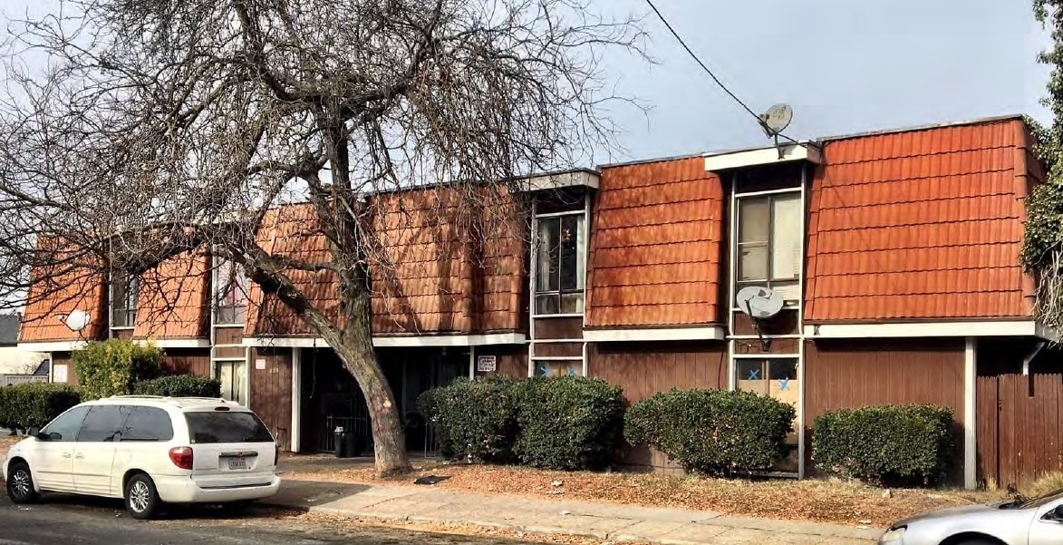 Primary Photo - Park Street Apartments