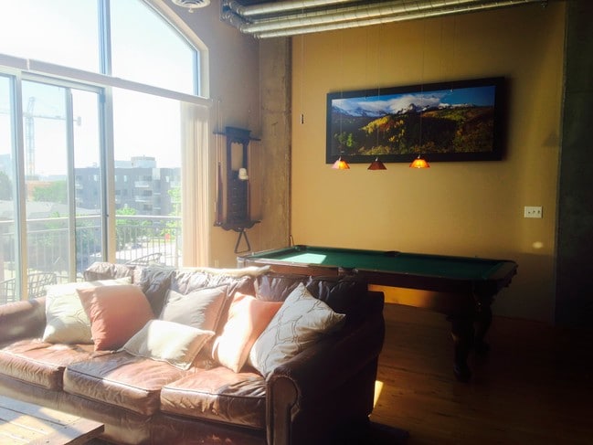 living/dining room - 2899 Speer Blvd