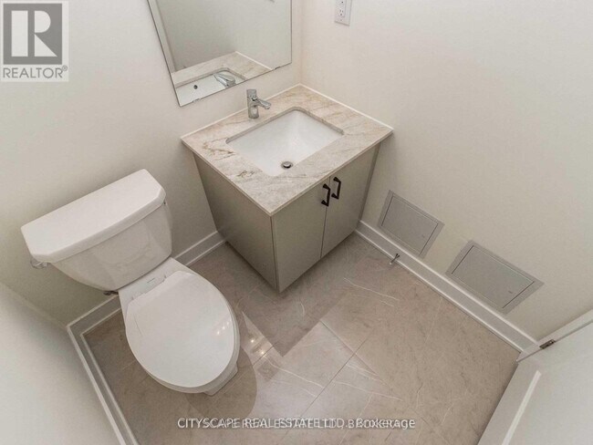 Photo du bâtiment - 50 William Duncan Rd