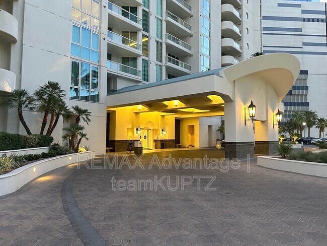 Foto del edificio - 2877 Paradise Rd
