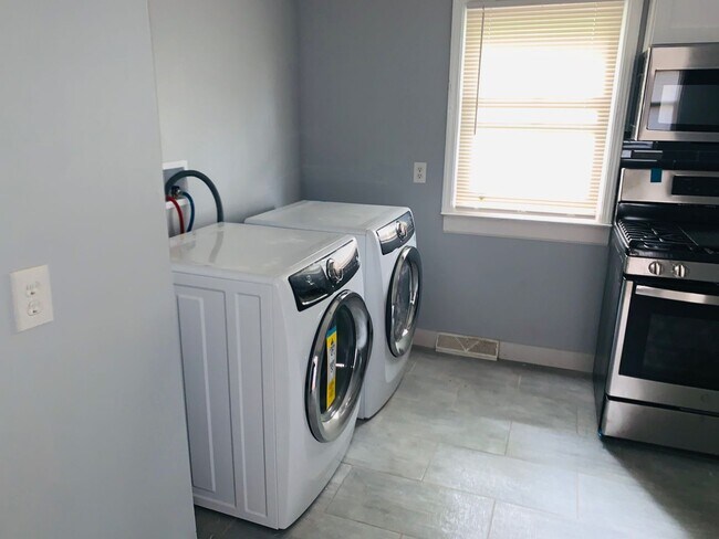 Foto del edificio - 62 Revere St