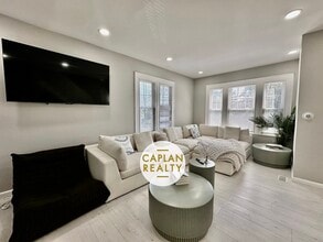 Building Photo - 430 Lighthouse Rd