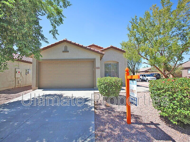 Foto principal - 7928 W Napoli St
