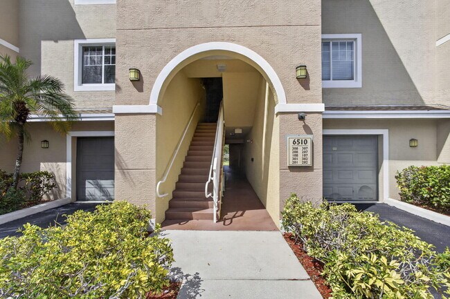 Foto del edificio - 6510 Emerald Dunes Dr