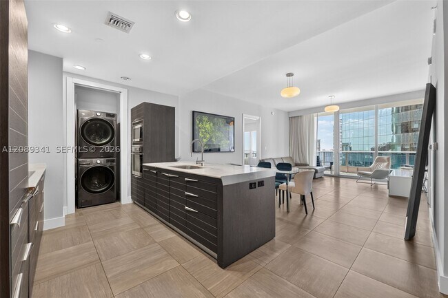 Foto del edificio - 200 Biscayne Blvd Way