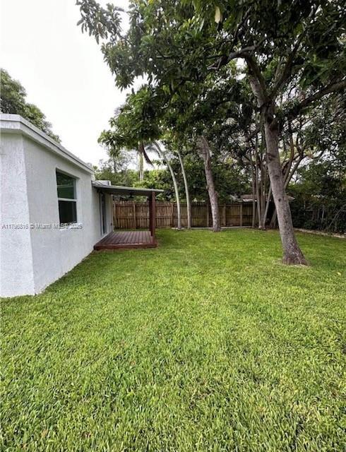 Foto del edificio - 2529 NE 181st St