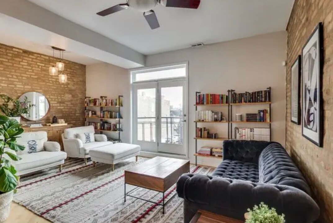 Foto principal - 2134 W Chicago Ave