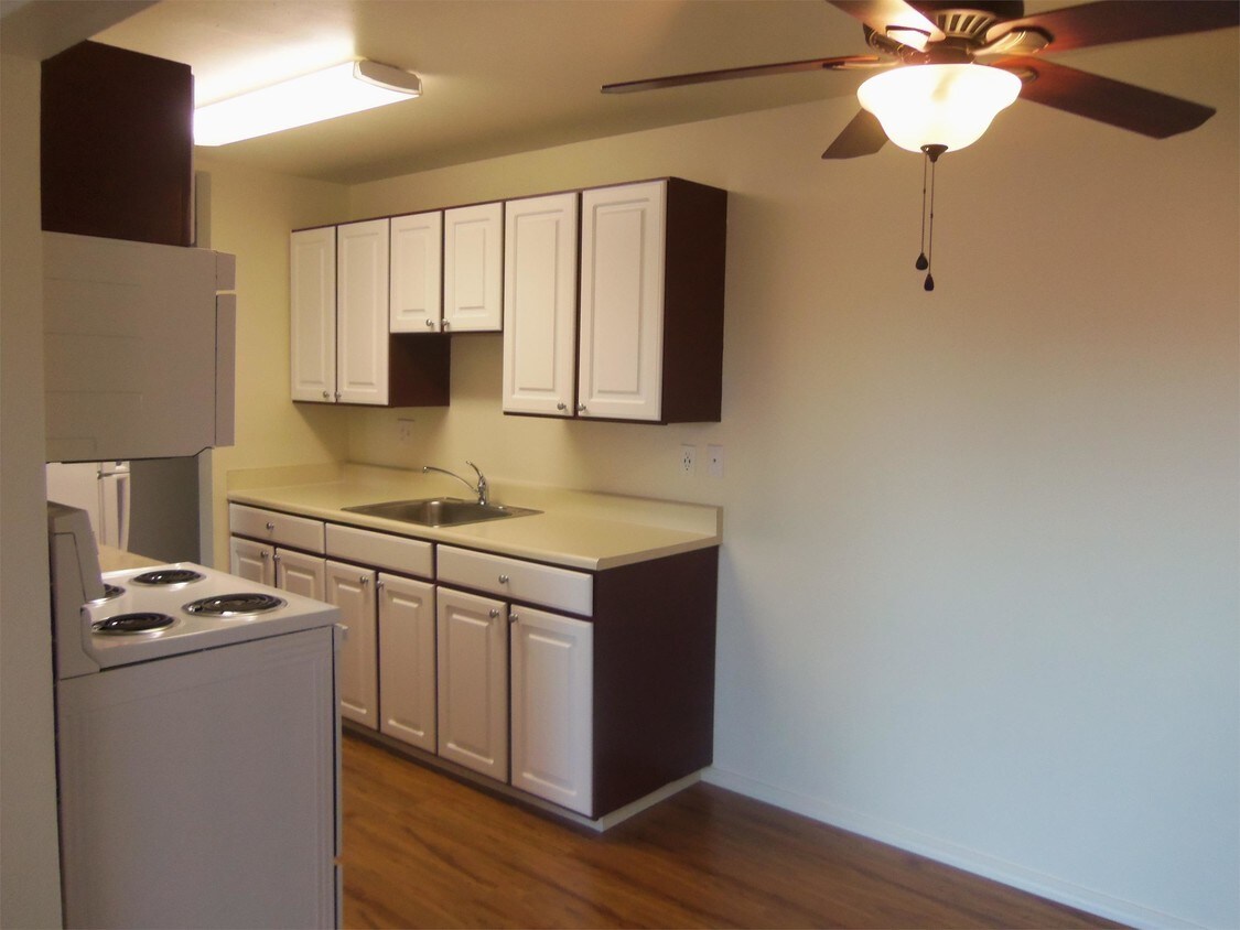 Foto principal - 4601 S Graham St