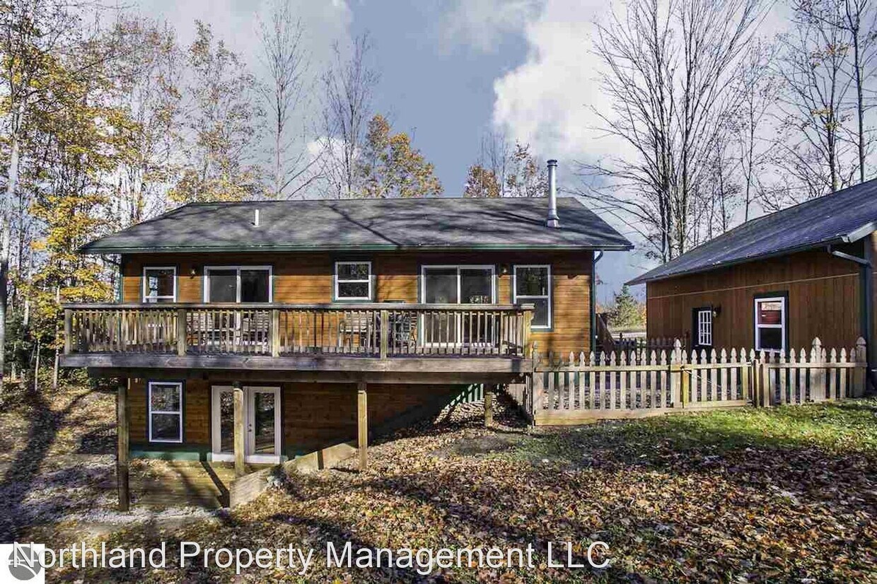 Primary Photo - 3 br, 2 bath House - 8614 S. Elizabeth Dr
