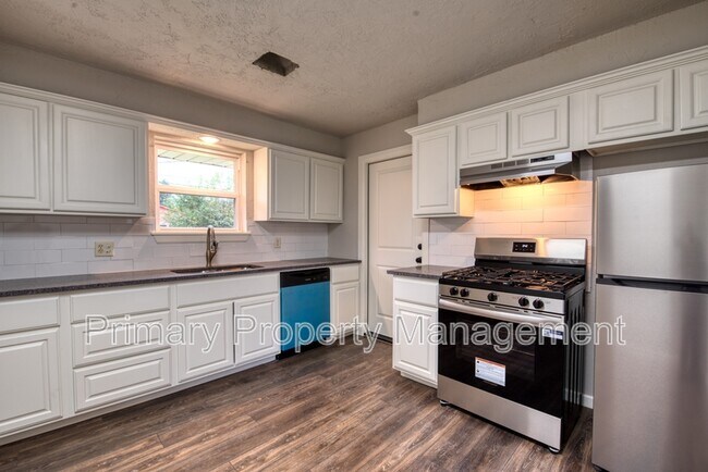 Foto del edificio - 2828 SW 83rd St