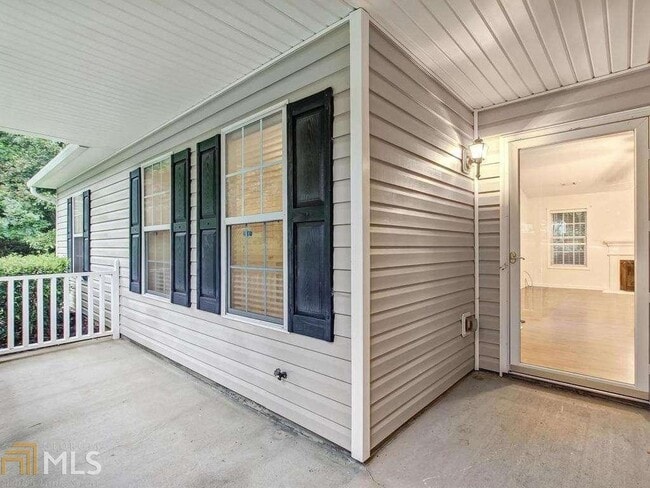 Building Photo - 2804 James Henry Dr