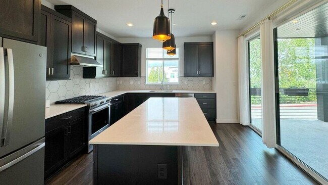 Foto del edificio - 21722 24th Ave SE