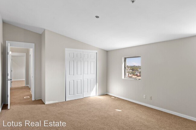 Foto del edificio - 4 br, 2.5 bath House - 1111 W University D...