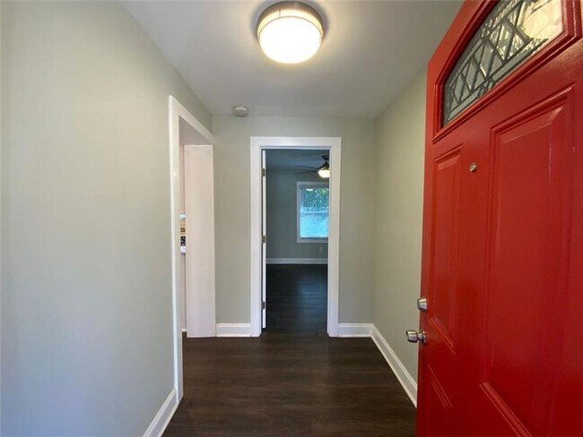 Building Photo - 3557 N Druid Hills Rd