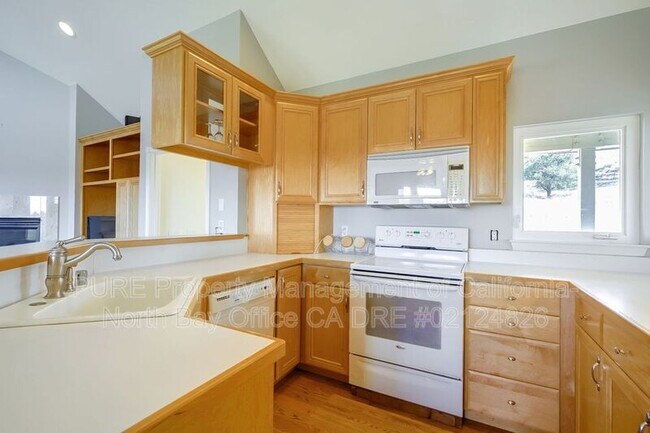 Building Photo - 1453 Oak Springs Ln