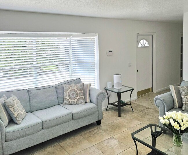 Foto del edificio - 12191 Broadleaf Ct