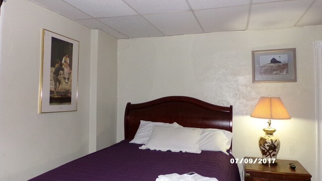 Building Photo - Furnished Apartment for Rent