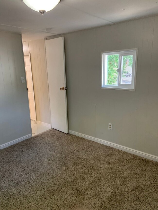 Foto del edificio - Remodeled 1 bedroom single wide in Elko