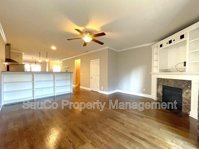 Building Photo - 20018 SW Monson St