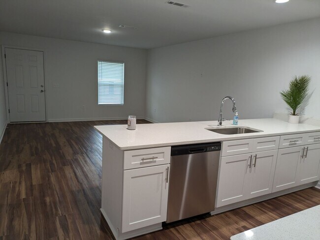 Building Photo - 210 Charleston Dr