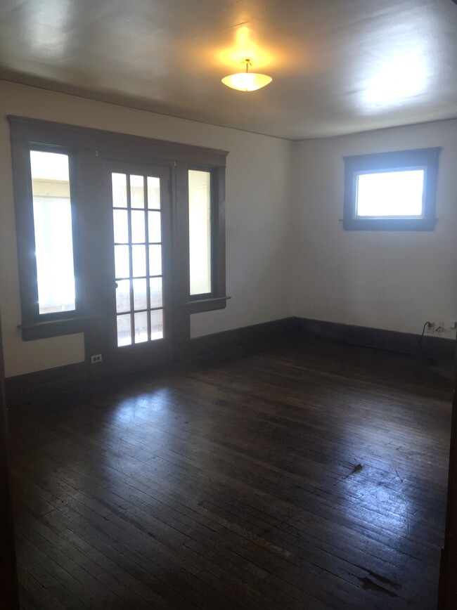 Foto del edificio - 588 Schiller Ave