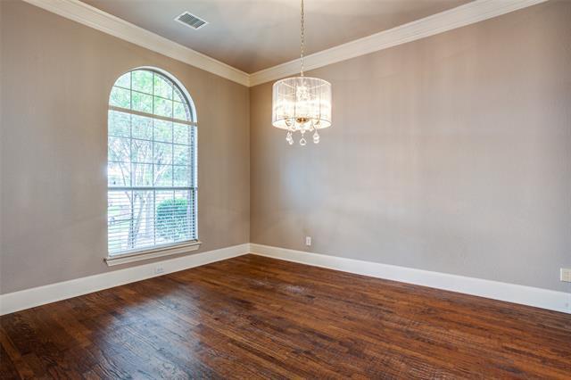 Foto del edificio - 5700 Noble Oak Ln