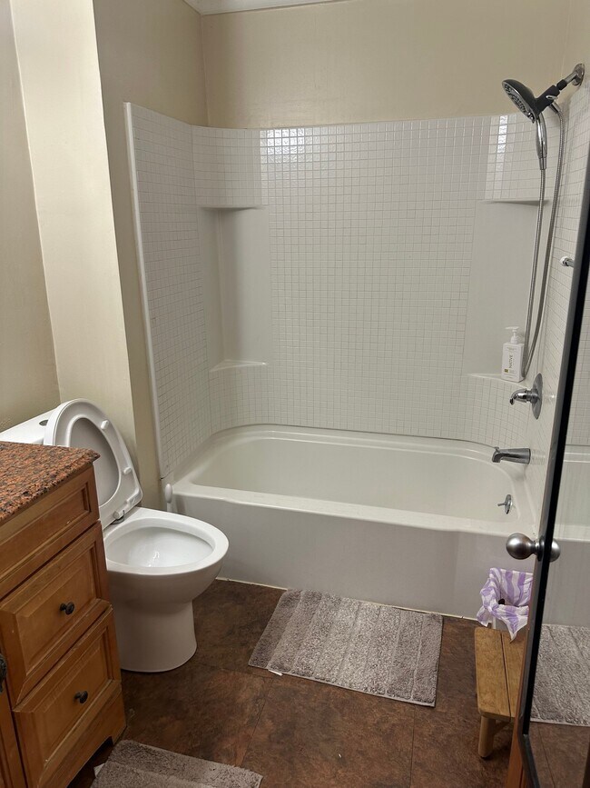 Foto del edificio - 5417 Glenwood Ave