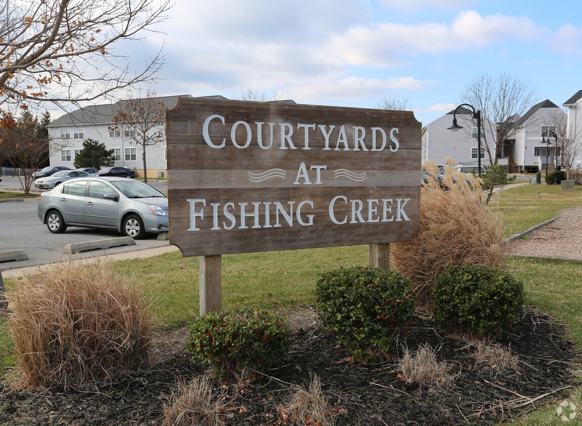 Courtyards At Fishing Creek Tax Credit Townhomes for Rent