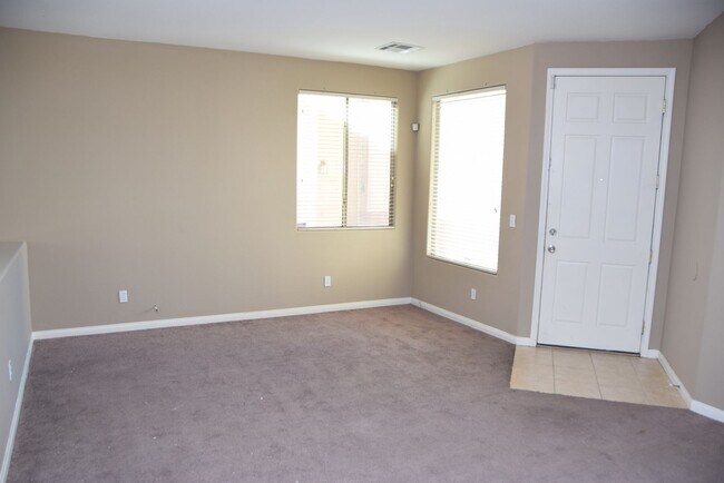 Building Photo - 7140 N Campbell Rd