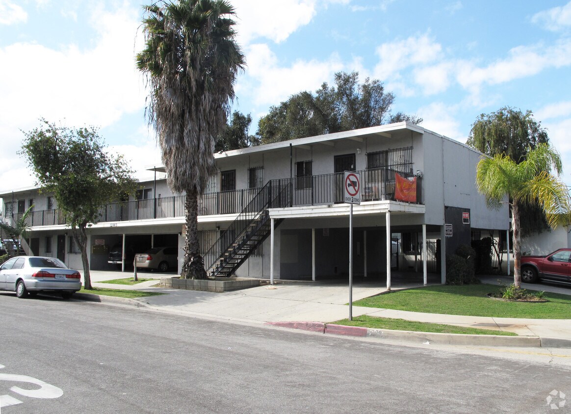 Foto del edificio - 12003 Berendo Ave