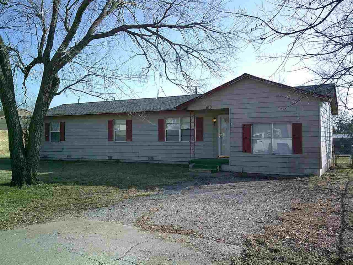 Primary Photo - 610 Wisconsin St