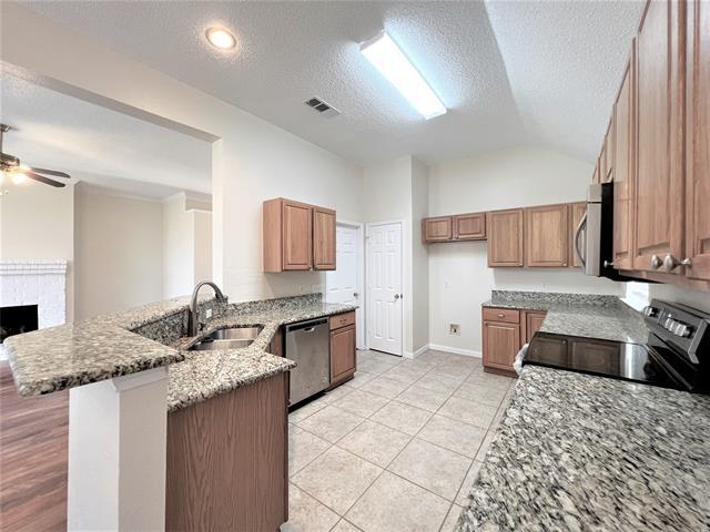 Building Photo - 7936 Salmon Run Way