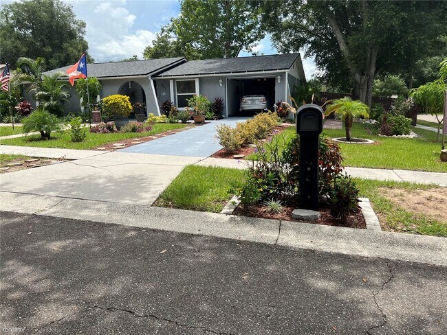 Foto del edificio - 3 br, 2 bath House - 905 i Carrie Cove