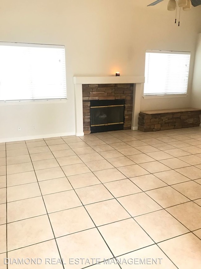 Building Photo - 4 br, 2 bath House - 6216 Castle Cary Dr