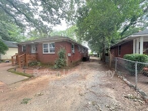 Building Photo - 1225 Clay Ave