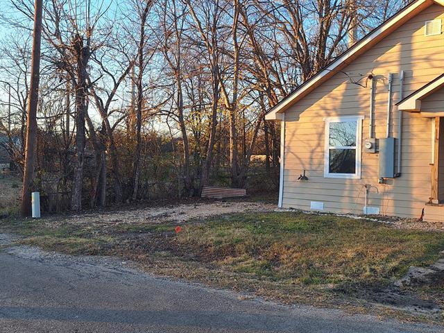 Foto del edificio - 240 W Marshall Ave