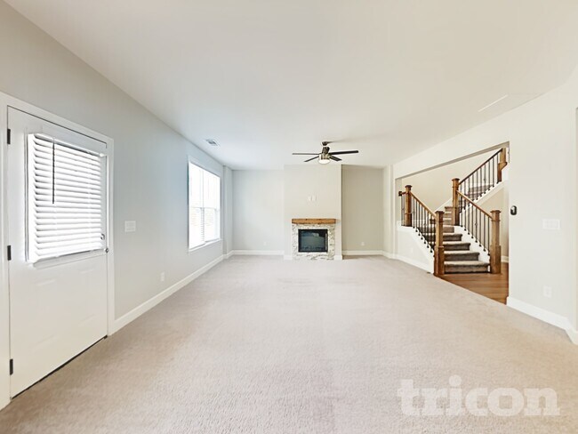 Foto del edificio - 420 Best Friends Turn Alley