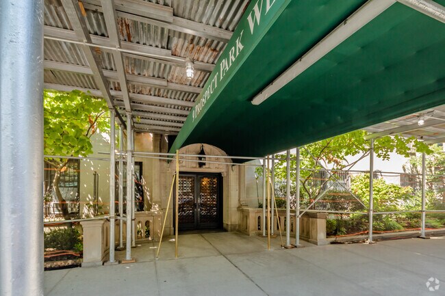 Foto del edificio - 9 Prospect Park W