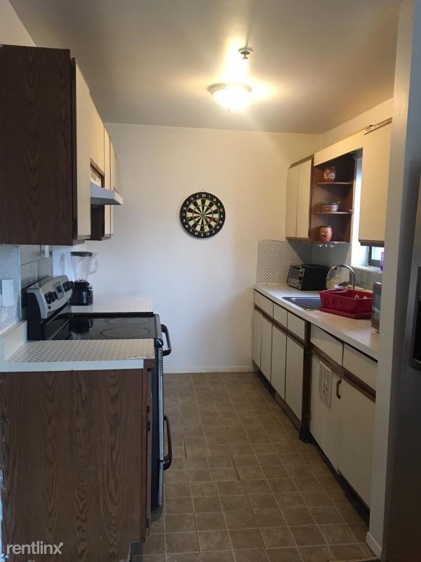Building Photo - 1 br, 1 bath Apartment - 53 Poplar St
