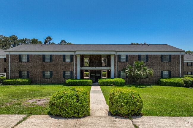 2203 W Pensacola St - Alternate View - Plantation Condominiums