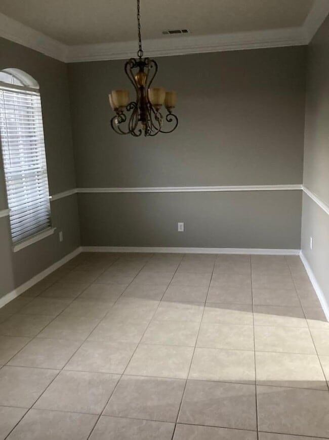 Building Photo - 2322 Trotter Dr