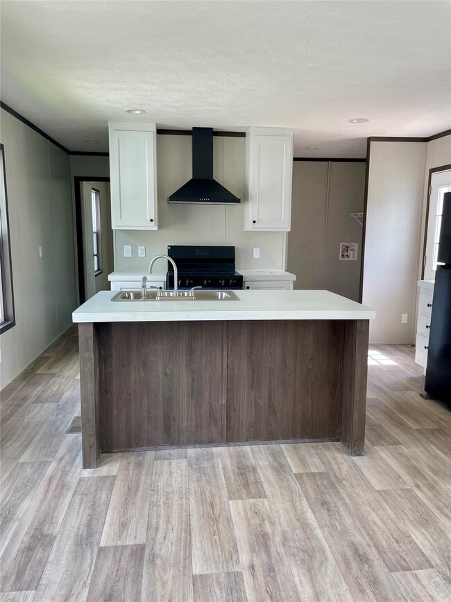 Building Photo - 720 S Shanks St