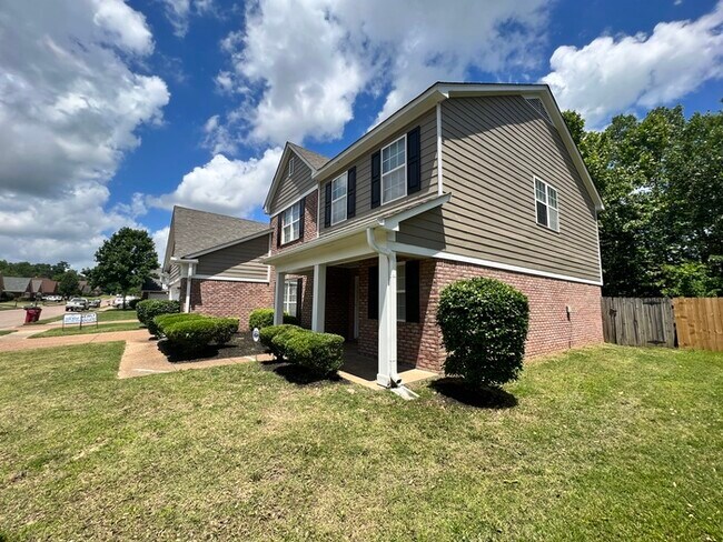 Building Photo - 9266 Speerberry Ln Cordova, TN 38016